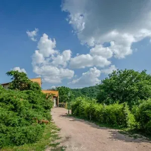  Villa Du Mont Plaisir
